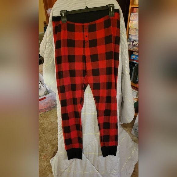 Old Navy XXL Black & Red Long thermal Underwear Pants - Picture 1 of 3